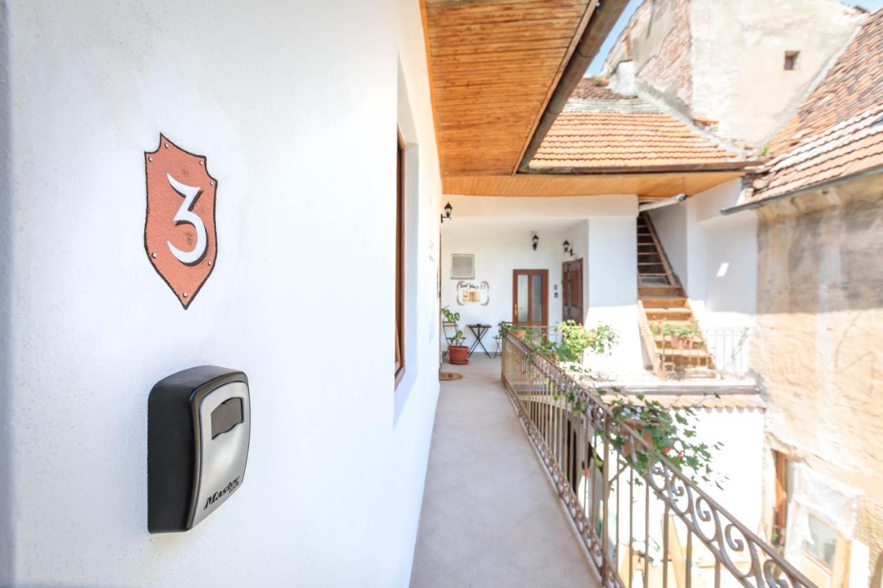 Saint John'S 22 Brasov Apartment Exterior photo