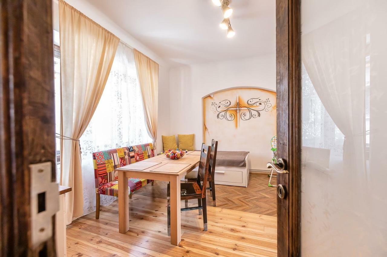 Saint John'S 22 Brasov Apartment Exterior photo